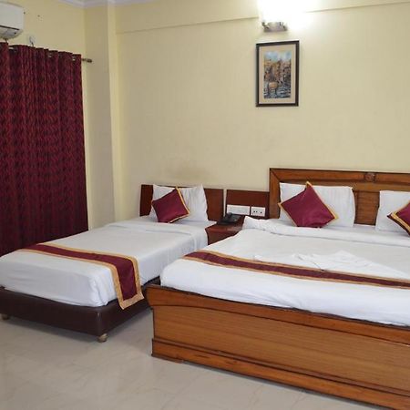 White Bricks Inn Бангалор Экстерьер фото